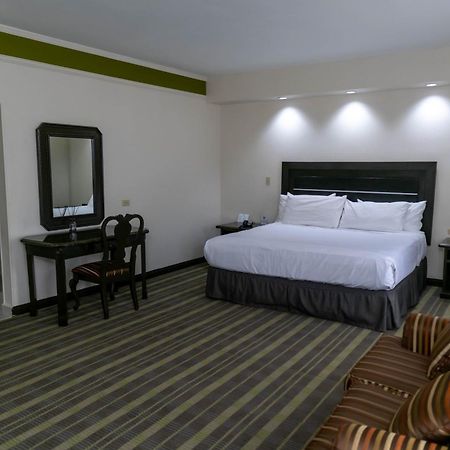 Best Western Hotel Plaza Matamoros Dış mekan fotoğraf